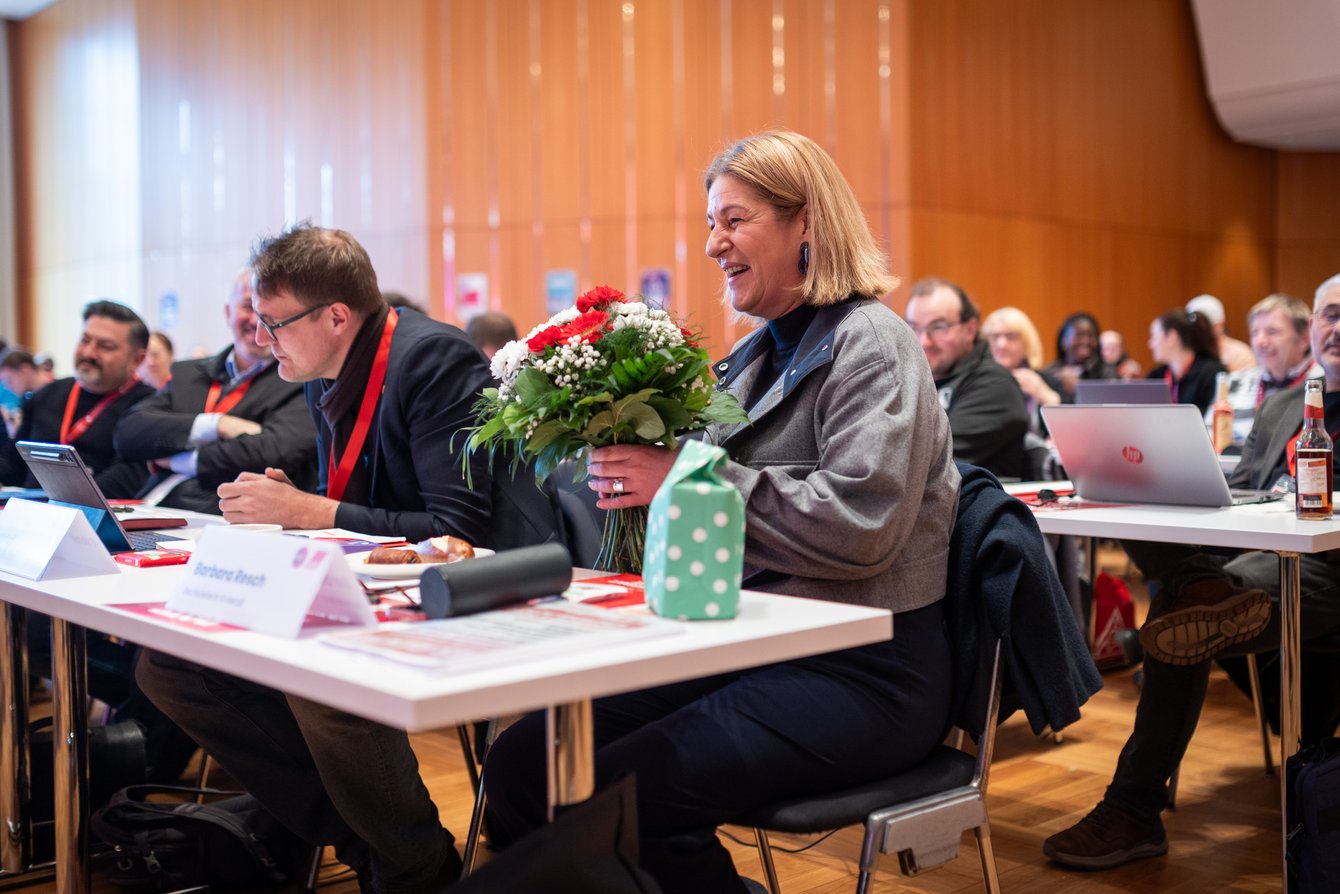 Das Foto zeigt Barabara Resch, Bezirksleitung IG Metall BW